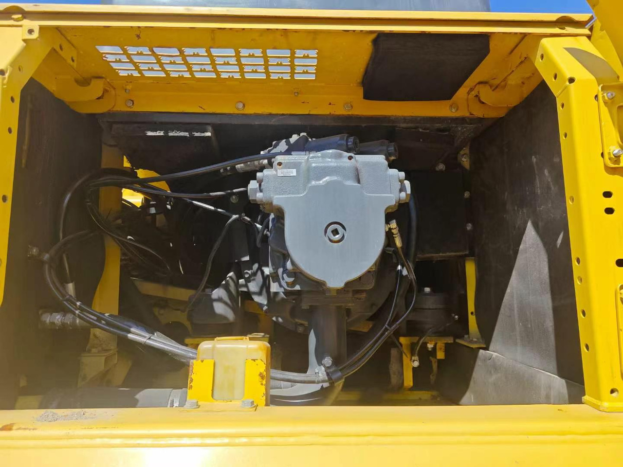 Crawler excavator Komatsu PC450-8 Used Excavator pc400-7 pc400-8 40 ton 50 ton Hydraulic Crawler Excavators for Sale: picture 12