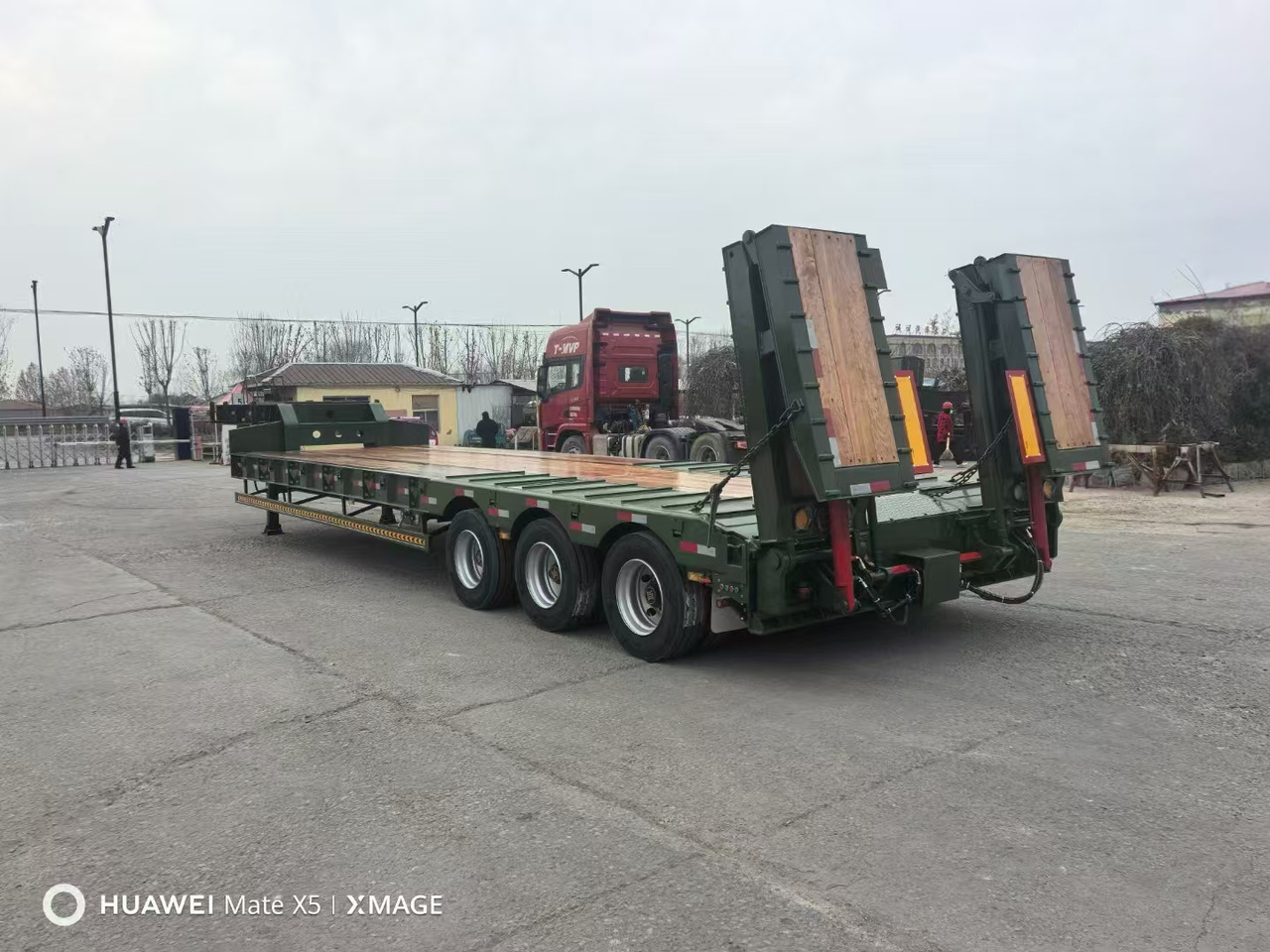 New Low loader semi-trailer ZHICHENG Semi Flat Bed Low Bed in Length 8-16m with 3 4 Axles: picture 7
