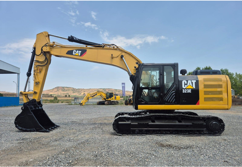 Caterpillar 323ELN - Crawler excavator: picture 1 Caterpillar 323ELN - Crawler excavator: picture 1