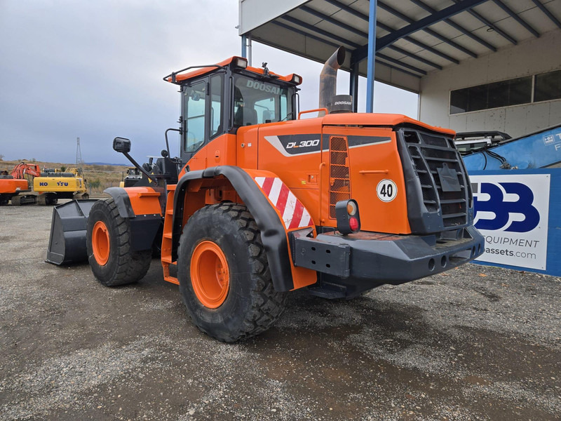 Doosan DL300-5 - Wheel loader: picture 2 Doosan DL300-5 - Wheel loader: picture 2