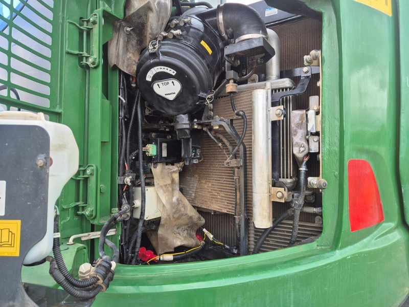 Crawler excavator Komatsu PC138US-11: picture 16