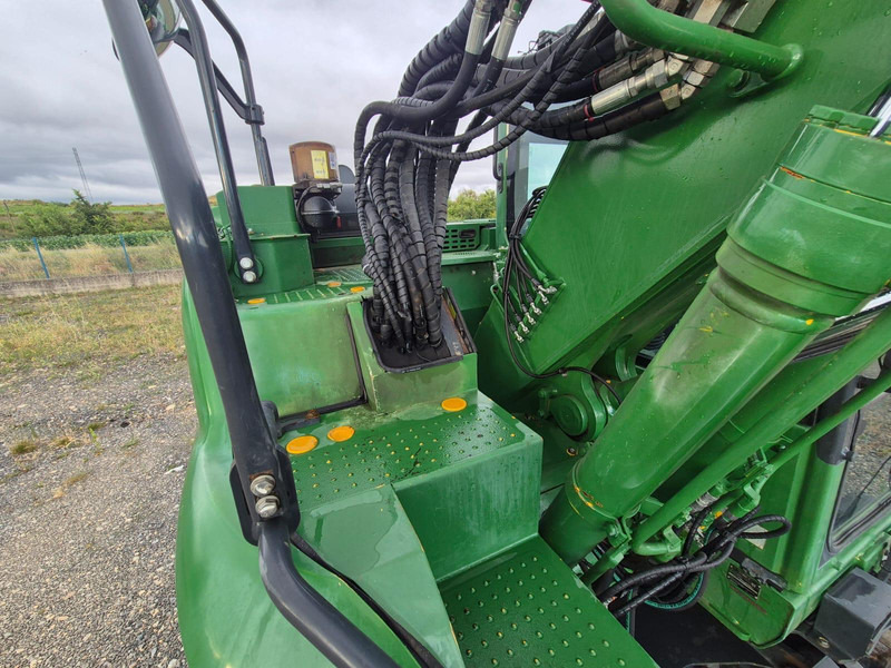 Crawler excavator Komatsu PC138US-11: picture 11