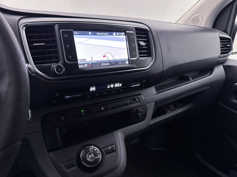 Small van, Combi van Peugeot Expert 231L 2.0 BlueHDI 180 Dubbele Cabine Premium Pack 177PK Trekhaak Navigatie Achteruitrijcamera Climate Control: picture 7