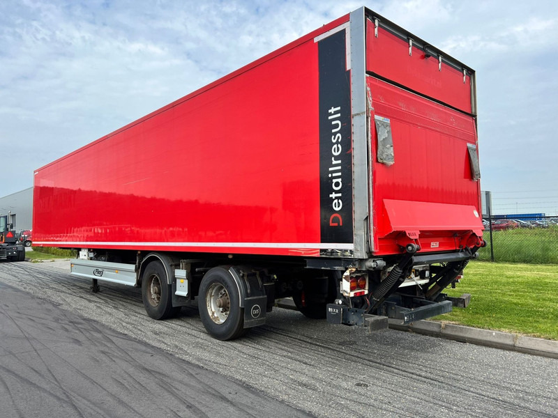 Closed box semi-trailer Fliegl SZS 330 Gesloten oplegger  2 Axle / / Ladklep: picture 6 Closed box semi-trailer Fliegl SZS 330 Gesloten oplegger  2 Axle / / Ladklep: picture 6