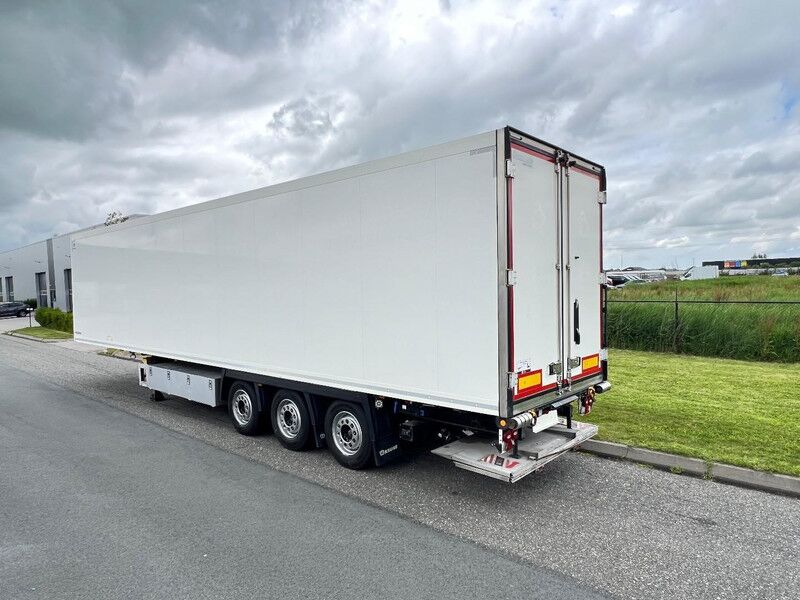 Krone 3 assige koeloplegger Thermo King SLXi Spectrum / Multi temp / Laadklep - Refrigerator semi-trailer: picture 3 Krone 3 assige koeloplegger Thermo King SLXi Spectrum / Multi temp / Laadklep - Refrigerator semi-trailer: picture 3