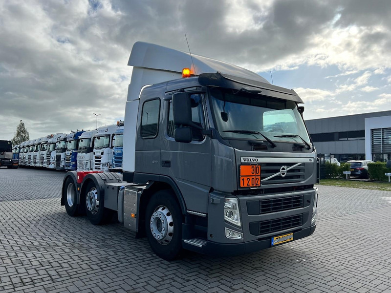 Volvo FM 410 6x2 Trekker ADR / Only 672.000km / Full Air / Euro 5 - Tractor unit: picture 3 Volvo FM 410 6x2 Trekker ADR / Only 672.000km / Full Air / Euro 5 - Tractor unit: picture 3