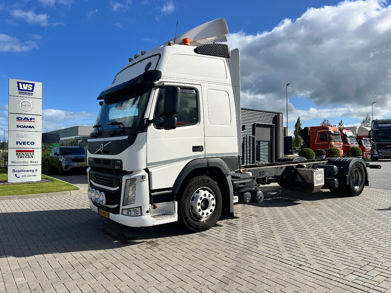 Volvo FM 410 4x2 Chassis Cabine Globetrotter XL - Cab chassis truck: picture 1 Volvo FM 410 4x2 Chassis Cabine Globetrotter XL - Cab chassis truck: picture 1