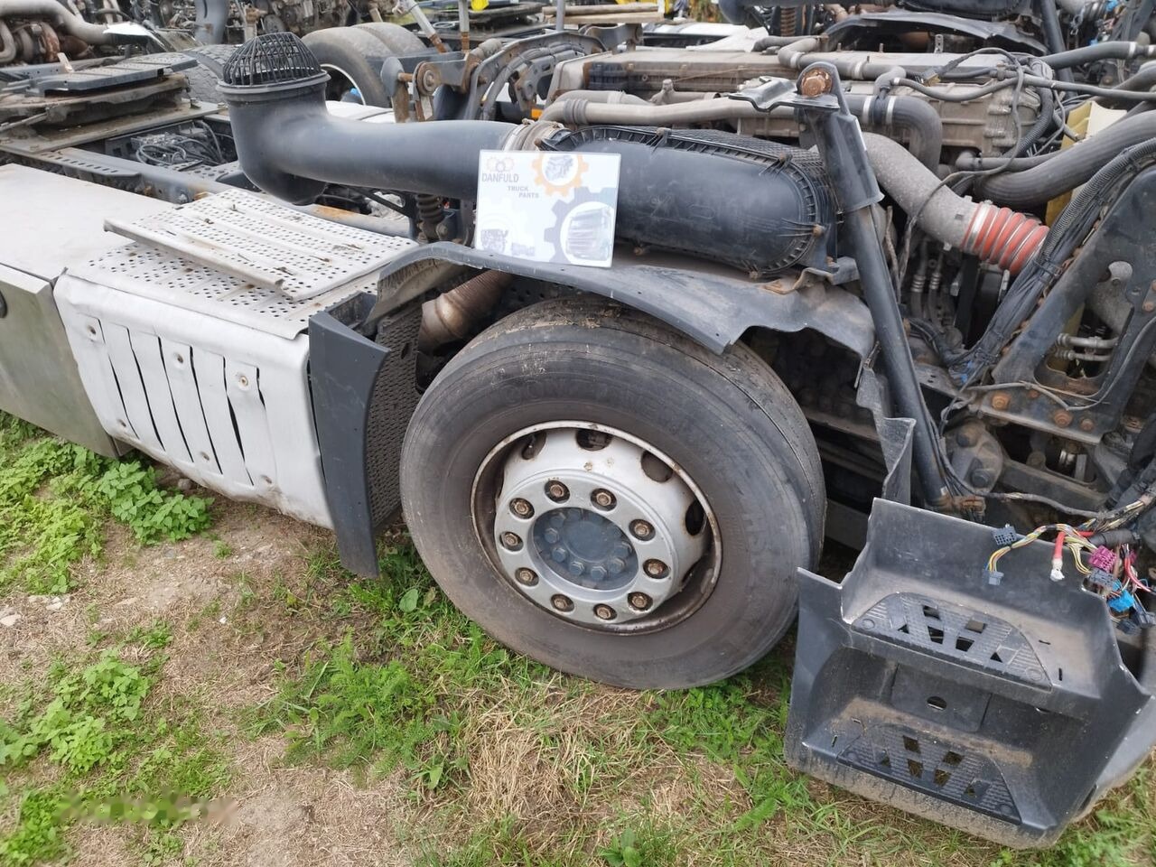 Mercedes-Benz Actros OM471 Mercedes-Benz Actros truck - Frame/ Chassis for Truck: picture 4 Mercedes-Benz Actros OM471 Mercedes-Benz Actros truck - Frame/ Chassis for Truck: picture 4