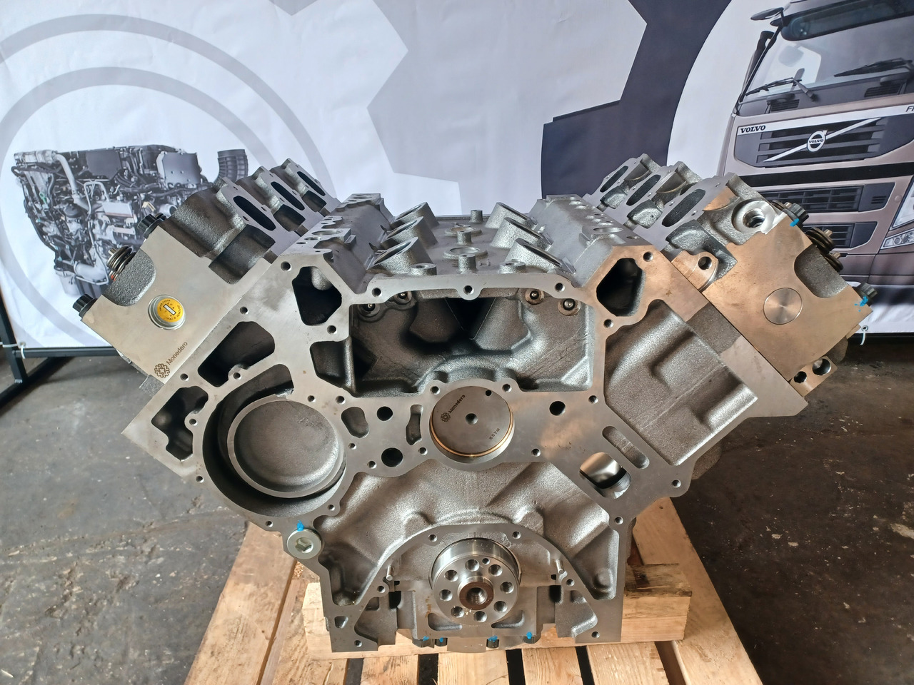 Mercedes-Benz Bloque de cilindros OM501LA Mercedes-Benz, EURO 5 - Cylinder block for Truck: picture 2 Mercedes-Benz Bloque de cilindros OM501LA Mercedes-Benz, EURO 5 - Cylinder block for Truck: picture 2