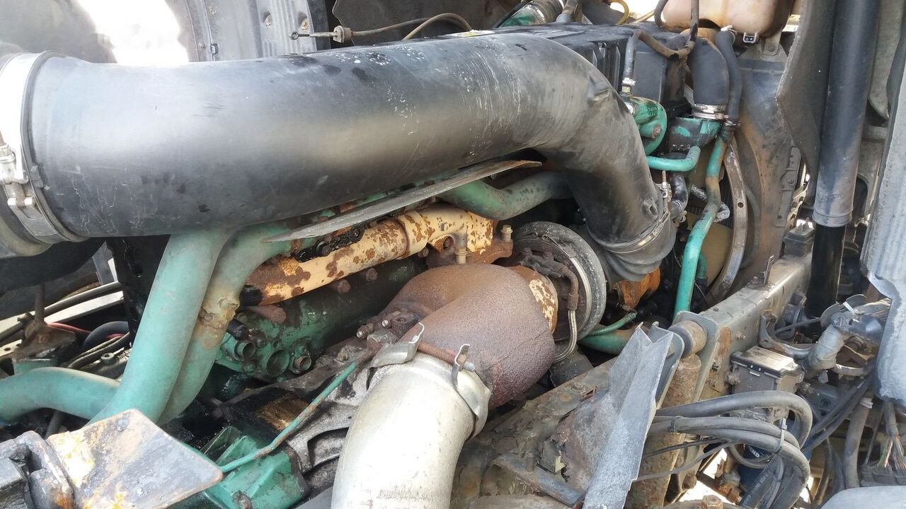 Volvo D12D 460 Volvo FH 12 - Engine for Truck: picture 2 Volvo D12D 460 Volvo FH 12 - Engine for Truck: picture 2