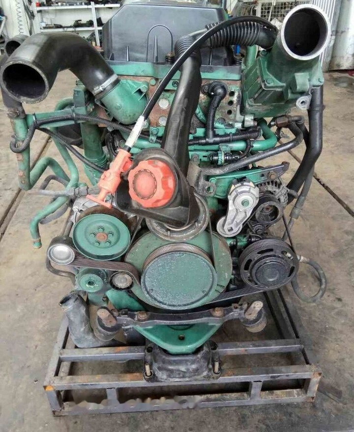 Volvo D13A FH13 440   Volvo FH 13 - Engine for Truck: picture 4 Volvo D13A FH13 440   Volvo FH 13 - Engine for Truck: picture 4