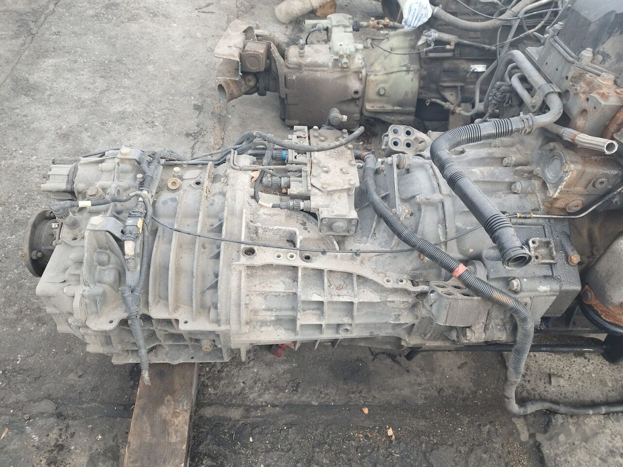 ZF truck - Gearbox for Truck: picture 4 ZF truck - Gearbox for Truck: picture 4
