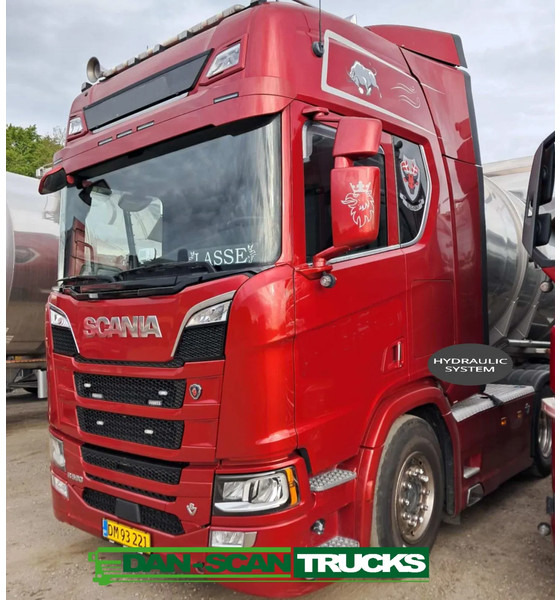 Scania R590 V8 NGS Rear steering 6x2*4. Air / Air suspension. Hydr. system - Tractor unit: picture 3 Scania R590 V8 NGS Rear steering 6x2*4. Air / Air suspension. Hydr. system - Tractor unit: picture 3