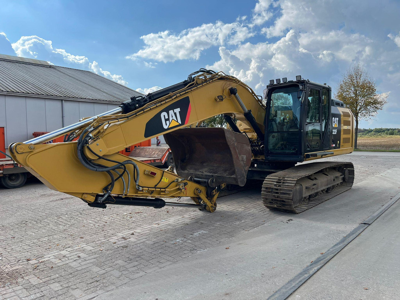 Caterpillar 323FL - Crawler excavator: picture 5 Caterpillar 323FL - Crawler excavator: picture 5