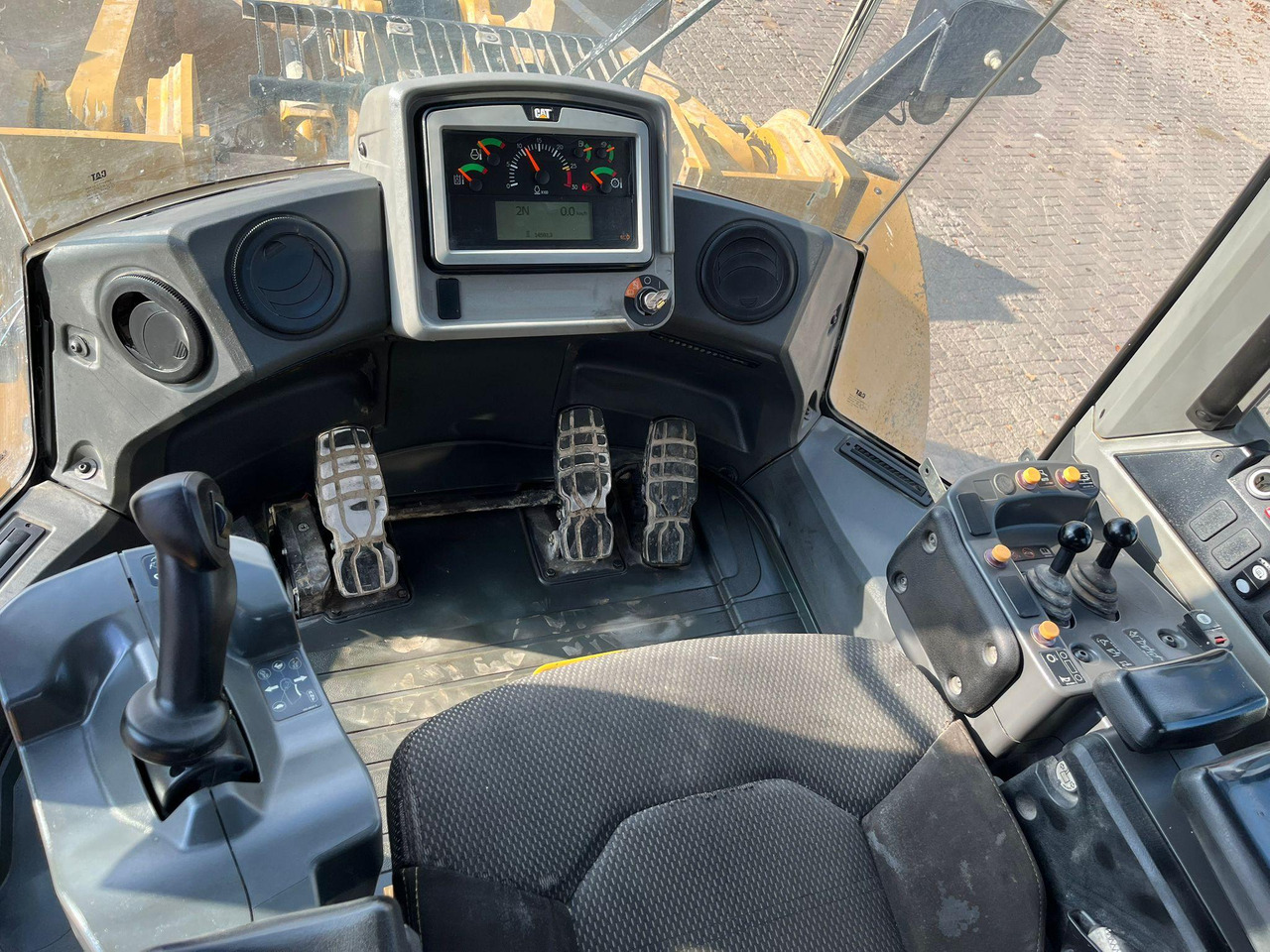 Leasing of  Caterpillar 972M Caterpillar 972M: picture 13