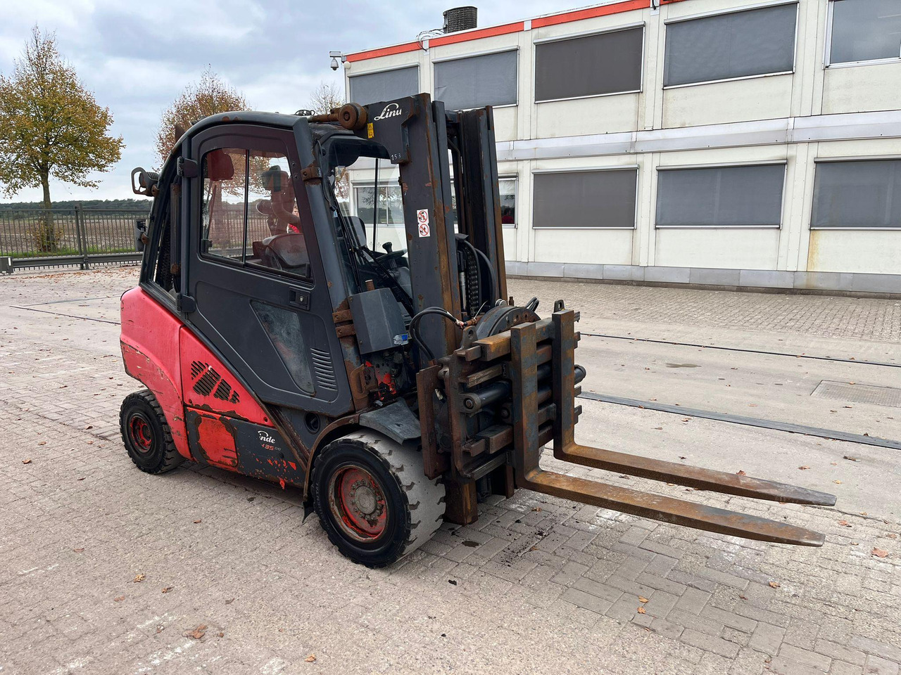 Linde H 35 - Diesel forklift: picture 1 Linde H 35 - Diesel forklift: picture 1