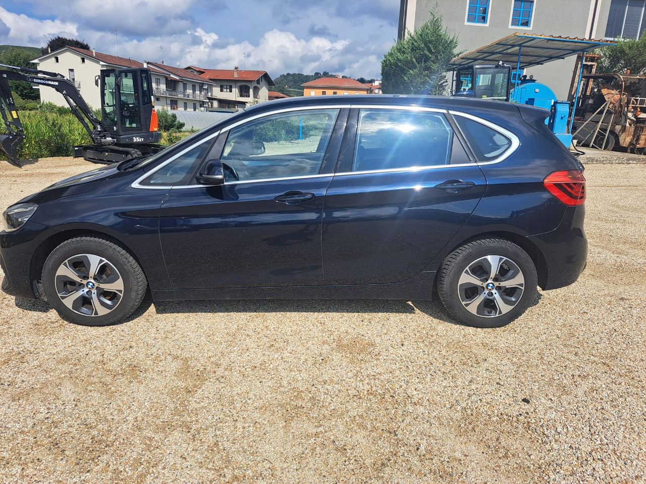 BMW 216 D ACTIVE TOURER - Sedan: picture 2 BMW 216 D ACTIVE TOURER - Sedan: picture 2
