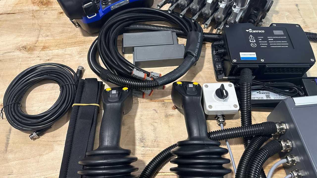 Forestry equipment Proportional Valve Walvoil DPX100 with Control Scanreco RC400 and JP Joysticks Danfoss for Parker, Nordhyraulic, Fassi, Hiab: picture 20
