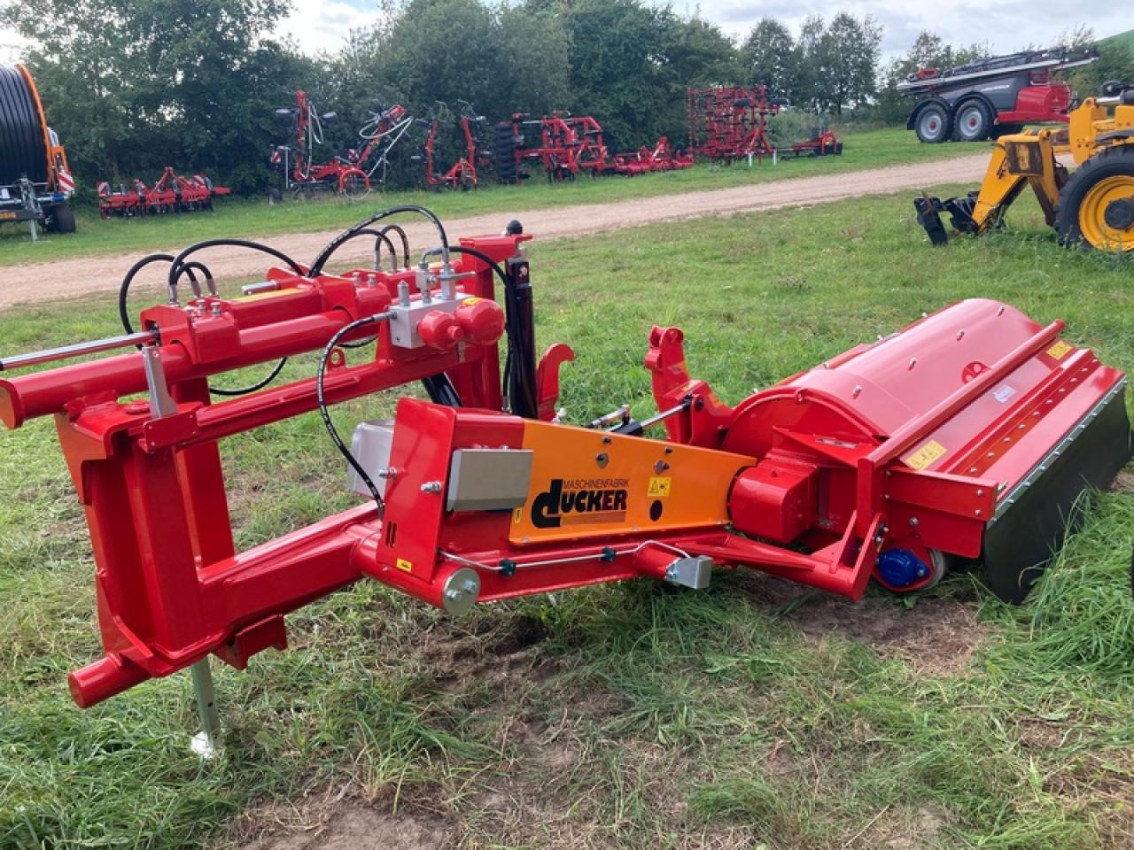 Dücker USM 18 - Flail mower: picture 2 Dücker USM 18 - Flail mower: picture 2