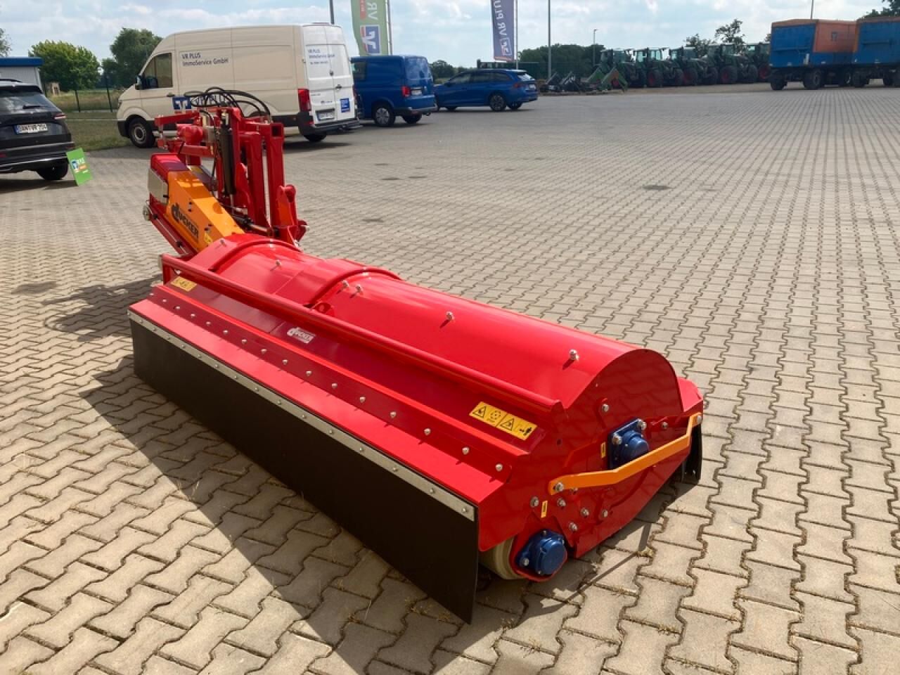Dücker USM 26 - Flail mower: picture 3 Dücker USM 26 - Flail mower: picture 3