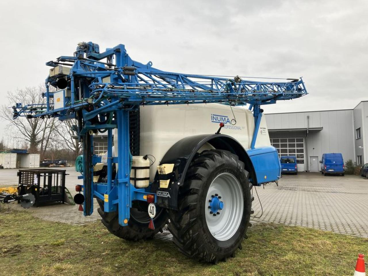 Inuma IAS 5027 - Trailed sprayer: picture 3 Inuma IAS 5027 - Trailed sprayer: picture 3