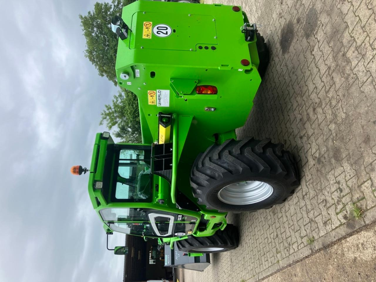 Merlo P50.18 CS INKL LEICHTGUTSCHAUFEL - Telescopic handler: picture 4 Merlo P50.18 CS INKL LEICHTGUTSCHAUFEL - Telescopic handler: picture 4