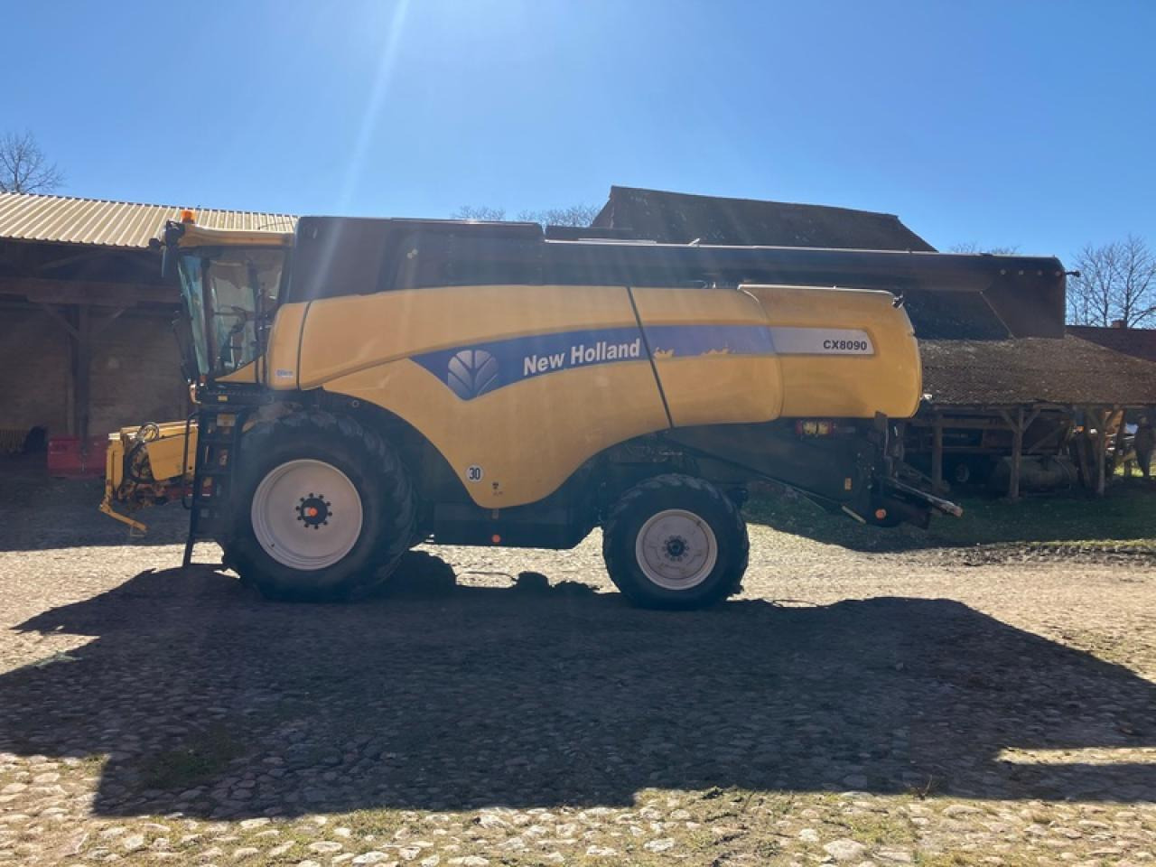New Holland CX 8090 ALLRAD SIEBKASTENAUSGLEICH - Combine harvester: picture 2 New Holland CX 8090 ALLRAD SIEBKASTENAUSGLEICH - Combine harvester: picture 2