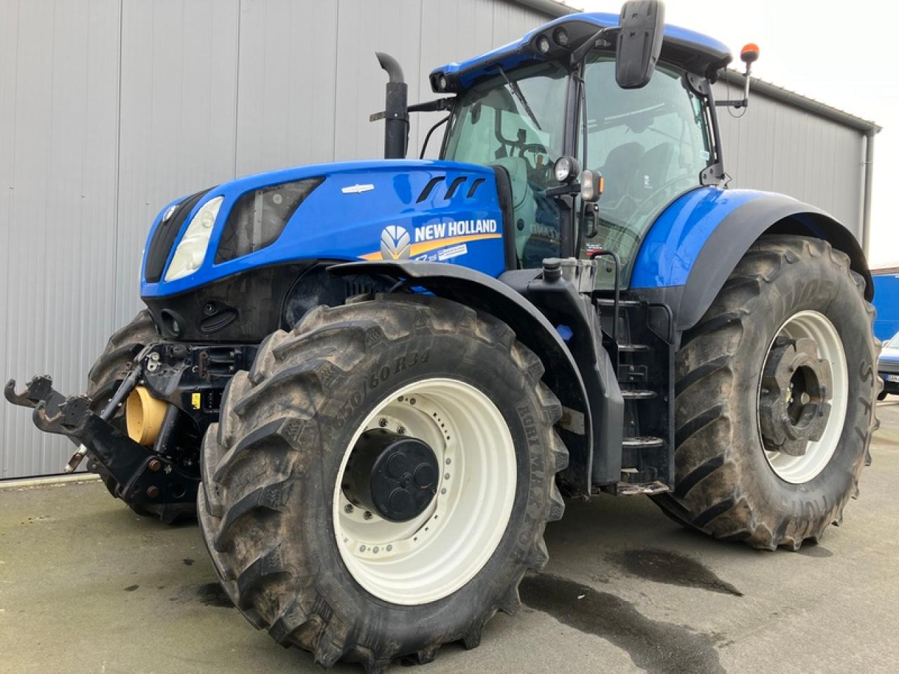 New Holland T7.315 - Farm tractor: picture 1 New Holland T7.315 - Farm tractor: picture 1