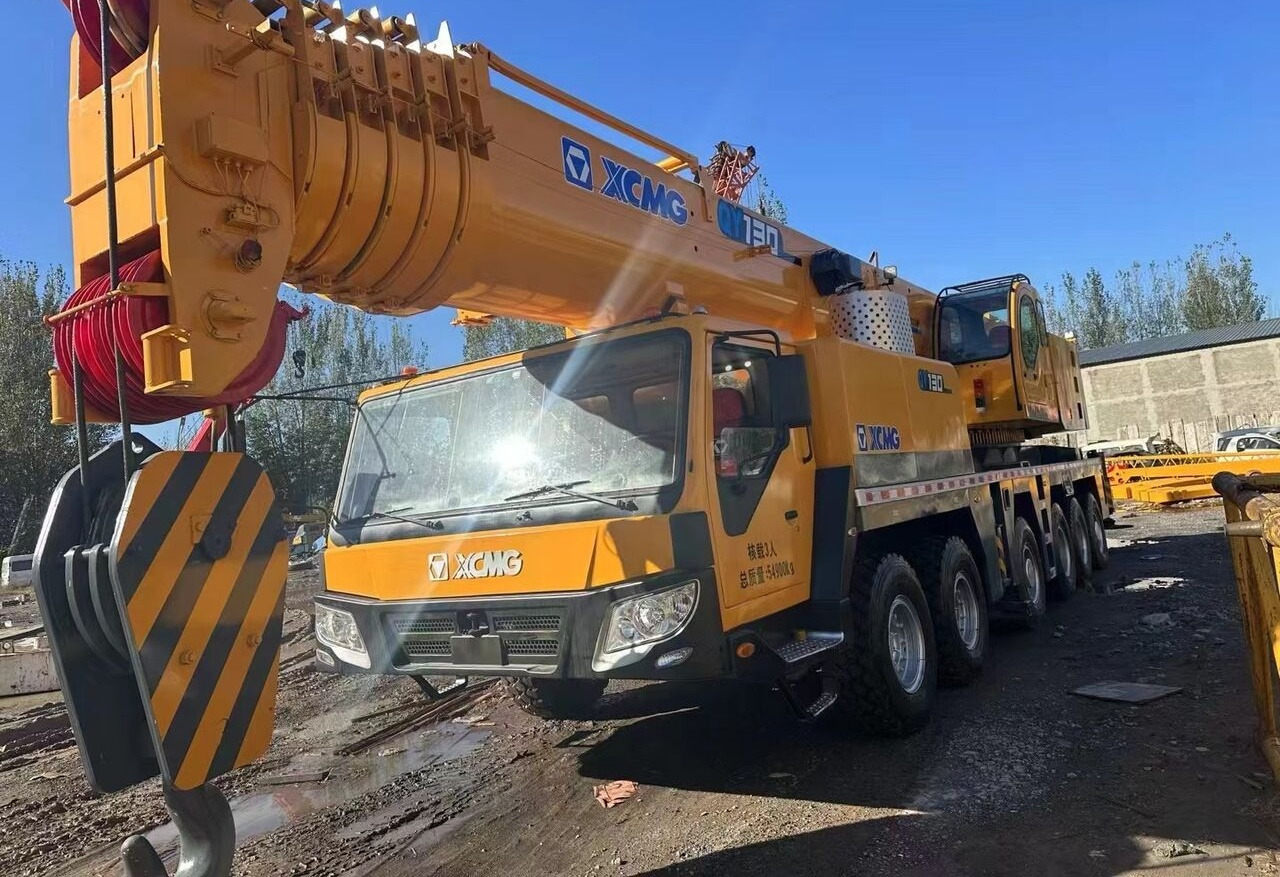 XCMG - Mobile crane: picture 2 XCMG - Mobile crane: picture 2