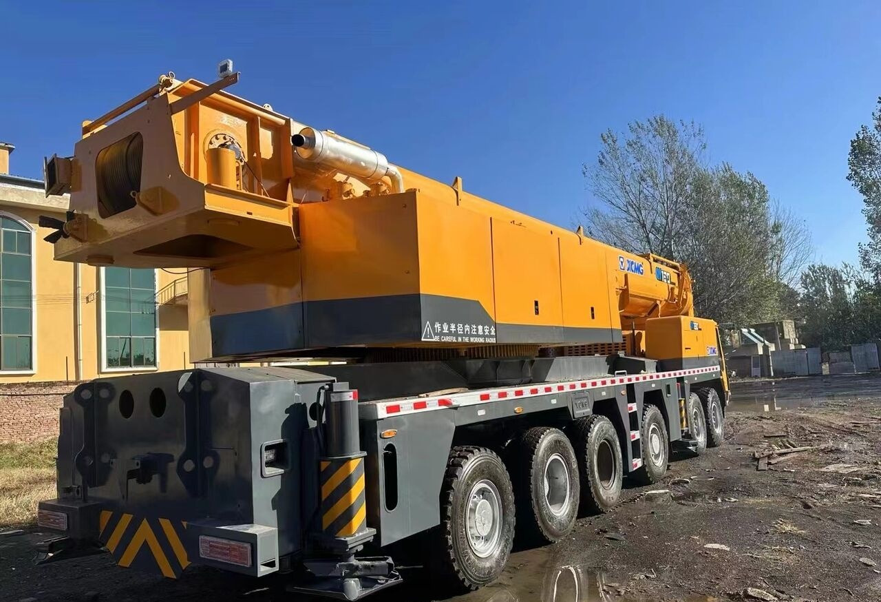 XCMG - Mobile crane: picture 5 XCMG - Mobile crane: picture 5