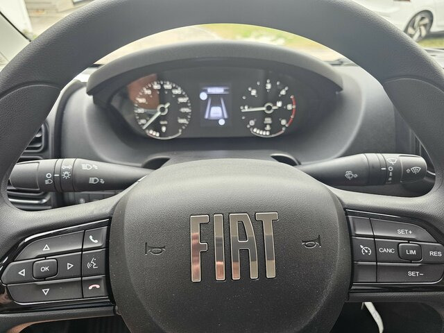 FIAT Ducato 35 140 Serie10-9.2 Modell 25 L2H1 sofort... - Panel van: picture 4 FIAT Ducato 35 140 Serie10-9.2 Modell 25 L2H1 sofort... - Panel van: picture 4