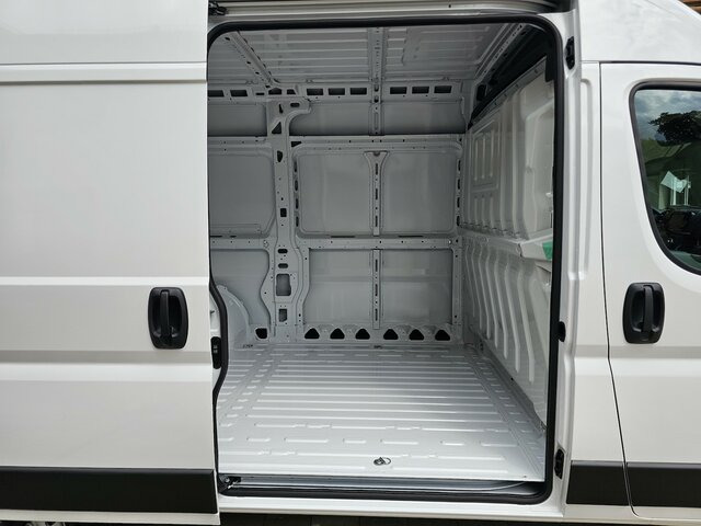 Panel van FIAT Ducato 35 MAXI 140 Serie10-9.2 Modell 2025 L2H2: picture 16