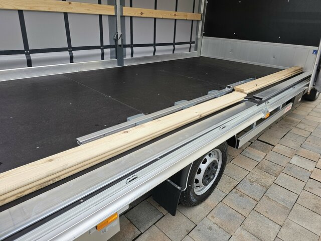 New Curtain side van IVECO Daily 35S18 3.0 Pritsche Plane Ladebordwand AHK: picture 26