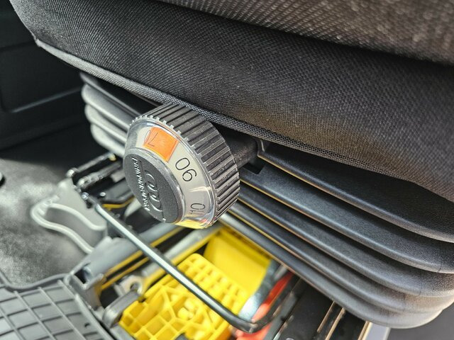 IVECO Daily 35S18HA8V DOKA Snoeks Mixto Hi-Matic 16m³... - Panel van, Combi van: picture 3 IVECO Daily 35S18HA8V DOKA Snoeks Mixto Hi-Matic 16m³... - Panel van, Combi van: picture 3