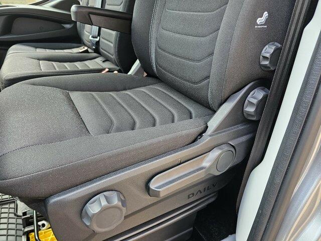 IVECO Daily 35S18HA8V DOKA Snoeks Mixto Hi-Matic 16m³... - Panel van, Combi van: picture 2 IVECO Daily 35S18HA8V DOKA Snoeks Mixto Hi-Matic 16m³... - Panel van, Combi van: picture 2