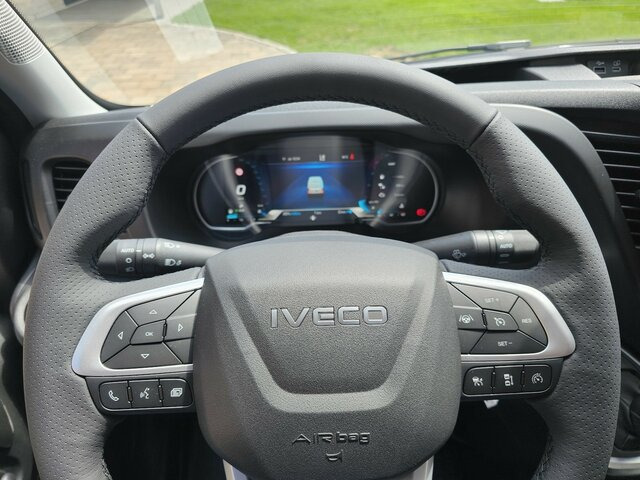 IVECO Daily 35S18HA8V DOKA Snoeks Mixto Hi-Matic 16m³... - Panel van, Combi van: picture 5 IVECO Daily 35S18HA8V DOKA Snoeks Mixto Hi-Matic 16m³... - Panel van, Combi van: picture 5