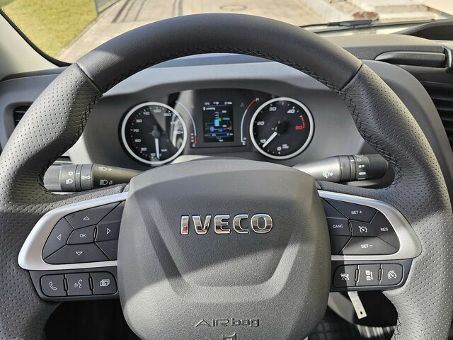 New Curtain side van IVECO Daily 35S21HA8V Hi-Matic LBW AIR PRO AHK Navi: picture 7