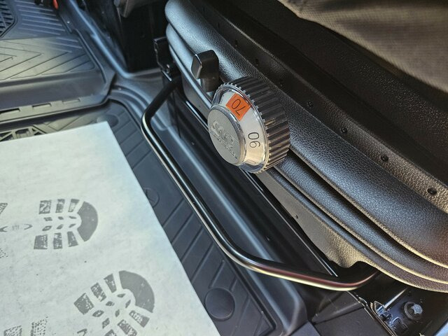 MERCEDES-BENZ Sprinter 317 CDI Kasten L2H2 AHK 3,5t MBUX10,25... - Panel van: picture 5 MERCEDES-BENZ Sprinter 317 CDI Kasten L2H2 AHK 3,5t MBUX10,25... - Panel van: picture 5