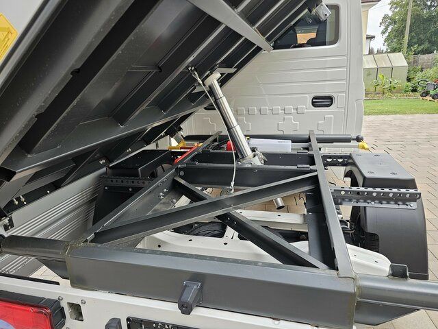 New Truck MAN TGE 3.140 Doka L3 Dreiseitenkipper Facelift: picture 35