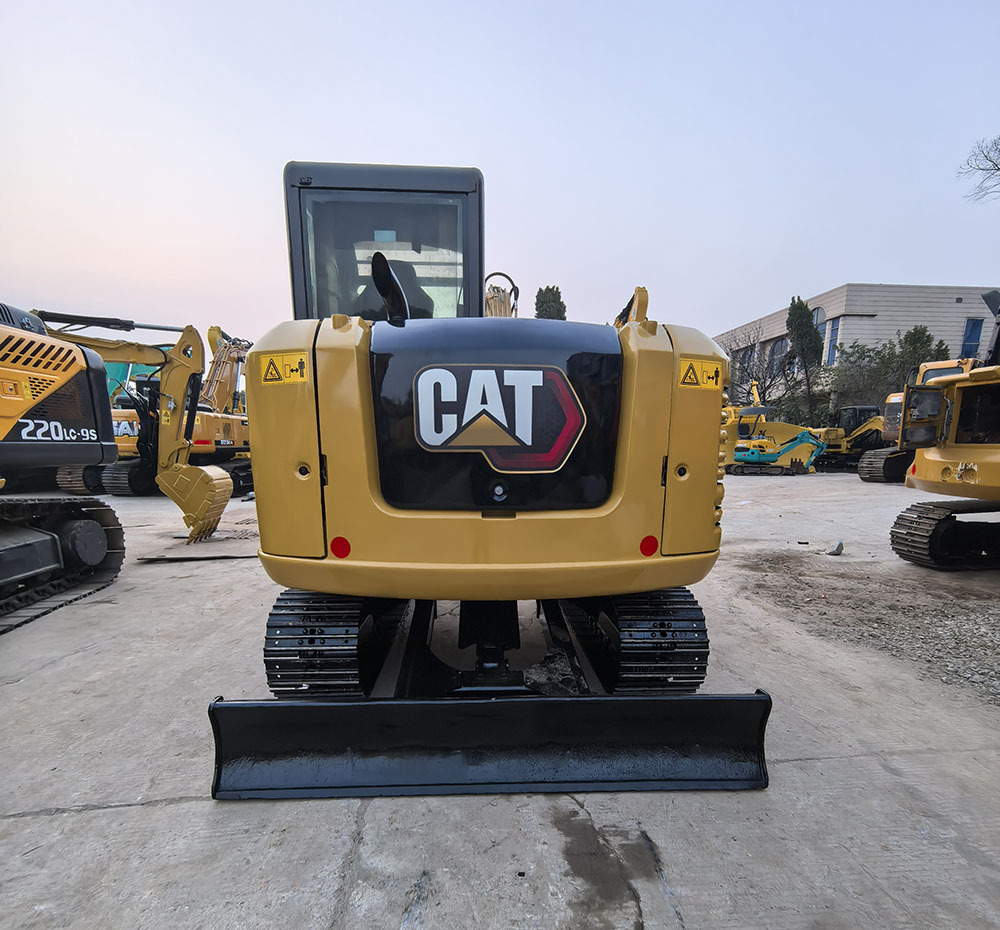 CAT 305.5E2 Excavator - Mini excavator: picture 3 CAT 305.5E2 Excavator - Mini excavator: picture 3