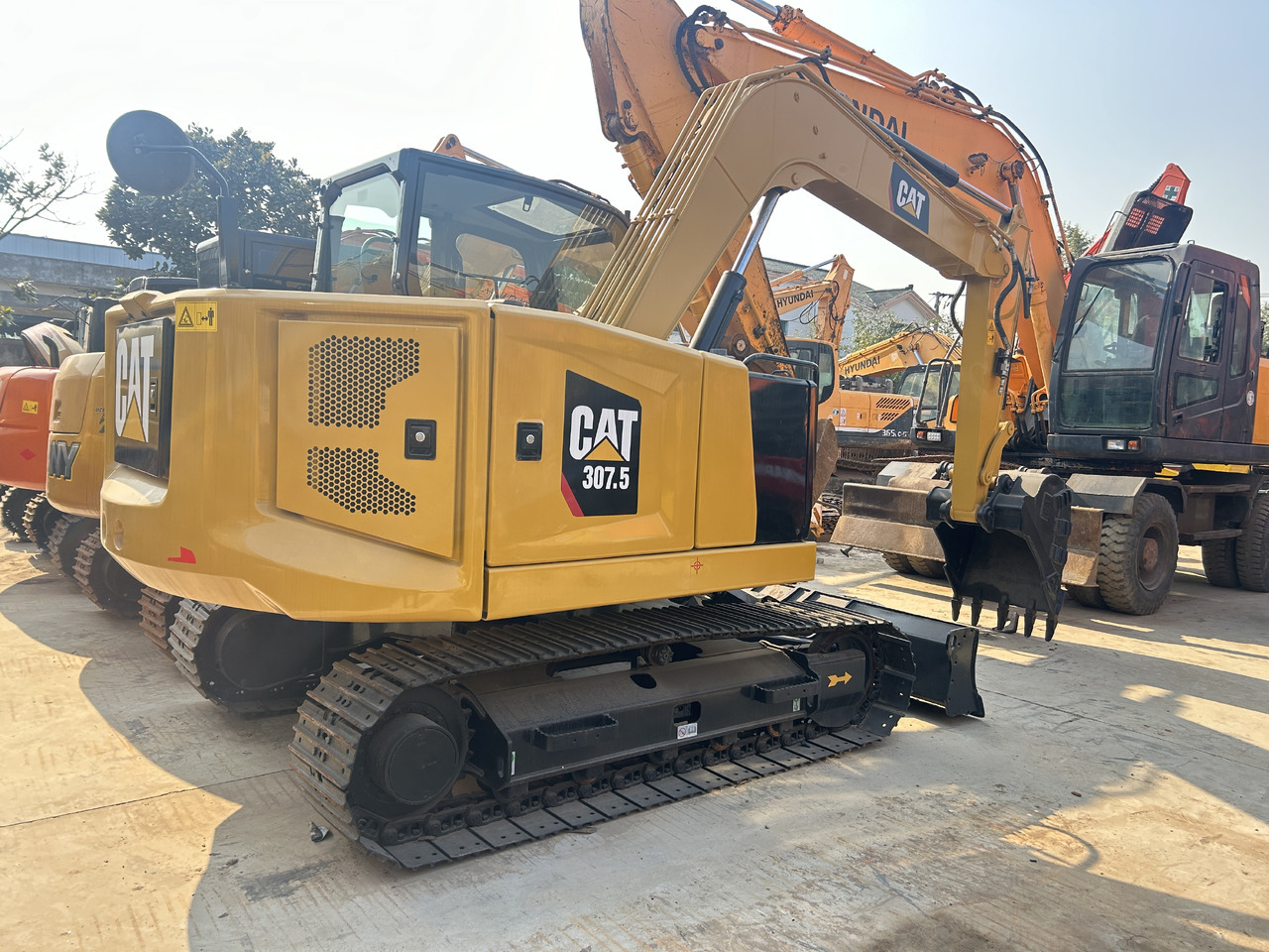 CAT 307.5 Excavator - Mini excavator: picture 2 CAT 307.5 Excavator - Mini excavator: picture 2