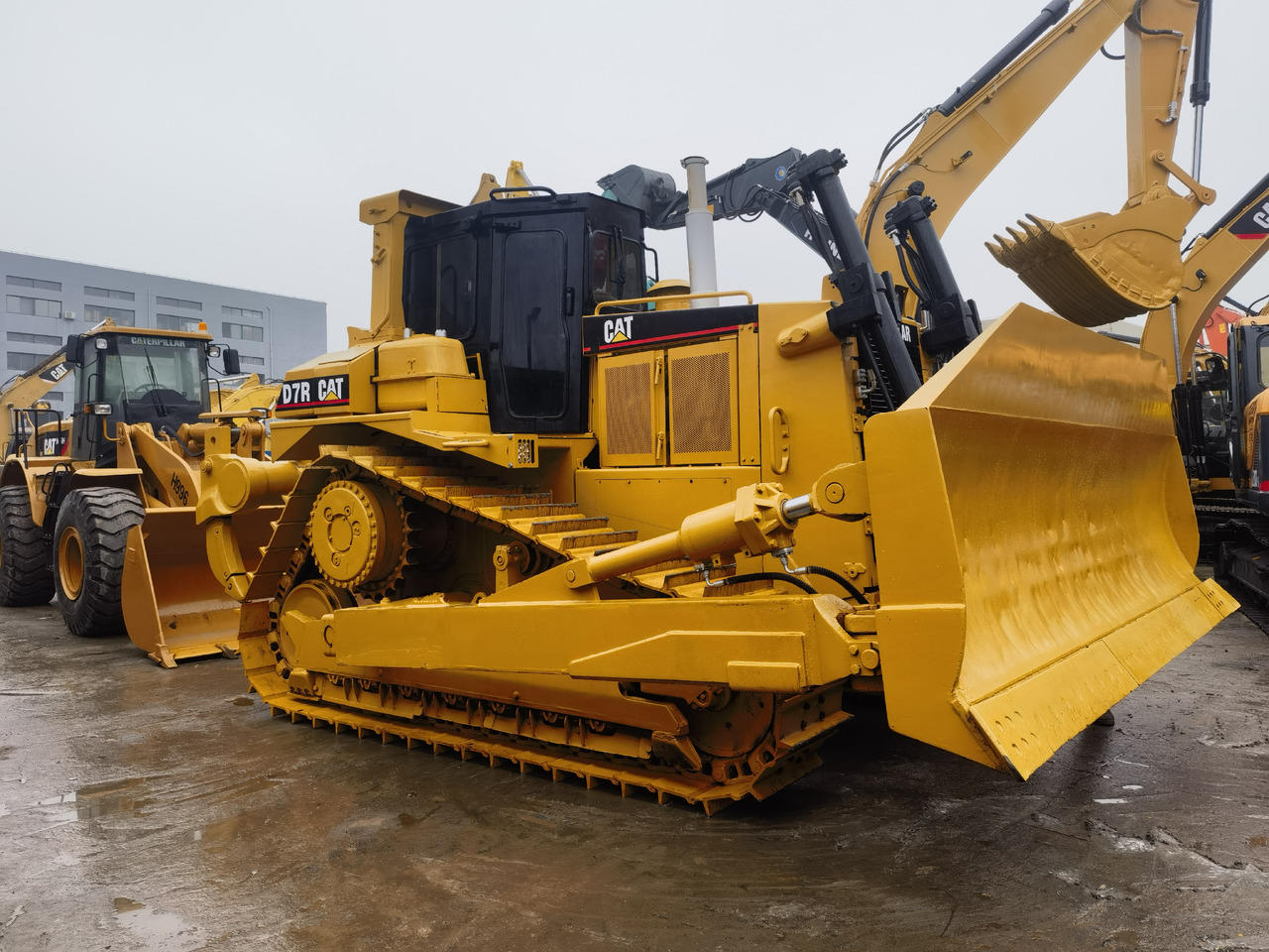 CAT D7R Bulldozer - Bulldozer: picture 2 CAT D7R Bulldozer - Bulldozer: picture 2