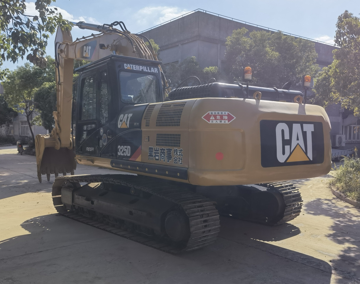 CATERPILLAR CAT 325D Excavator - Crawler excavator: picture 1 CATERPILLAR CAT 325D Excavator - Crawler excavator: picture 1
