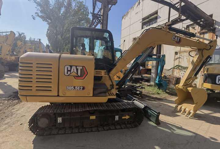 Caterpillar second hand excavator 305.5E2 digger excavator caterpillar 305.5E2 small excavator for sale - Crawler excavator: picture 4 Caterpillar second hand excavator 305.5E2 digger excavator caterpillar 305.5E2 small excavator for sale - Crawler excavator: picture 4