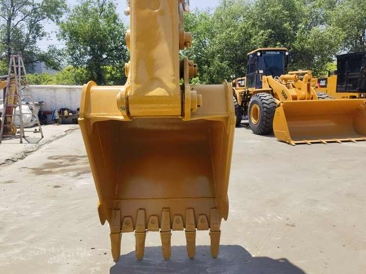 Crawler excavator Factory Direct Sale Used Japan Caterpillar Cat 320d used machine excavator with high quality on hot sale: picture 6