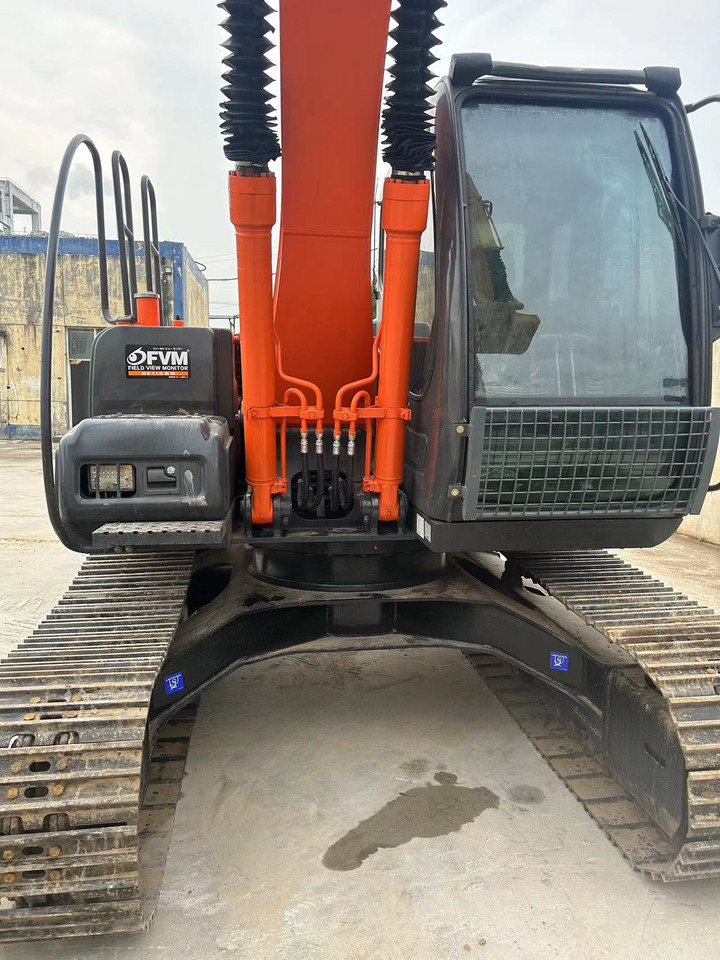 Hitachi ZX120 Excavator - Crawler excavator: picture 5 Hitachi ZX120 Excavator - Crawler excavator: picture 5