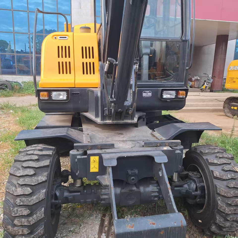 Hyundai HW60 excavator - Wheel excavator: picture 5 Hyundai HW60 excavator - Wheel excavator: picture 5