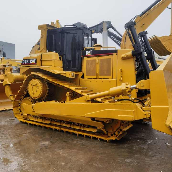 Japan Original used CAT D7R dozer used cat bulldozer with good condition and high performance in stock - Bulldozer: picture 3 Japan Original used CAT D7R dozer used cat bulldozer with good condition and high performance in stock - Bulldozer: picture 3