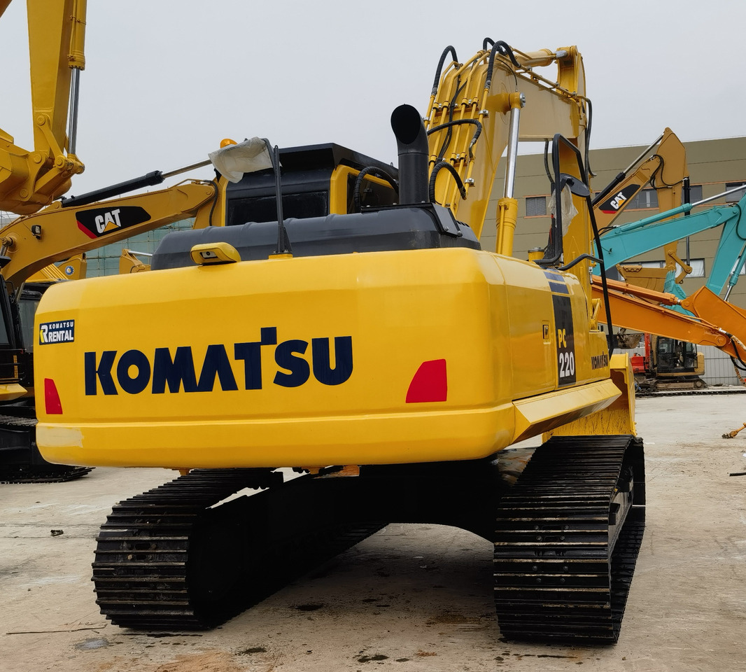 Komatsu PC220-8 Excavator - Crawler excavator: picture 4 Komatsu PC220-8 Excavator - Crawler excavator: picture 4