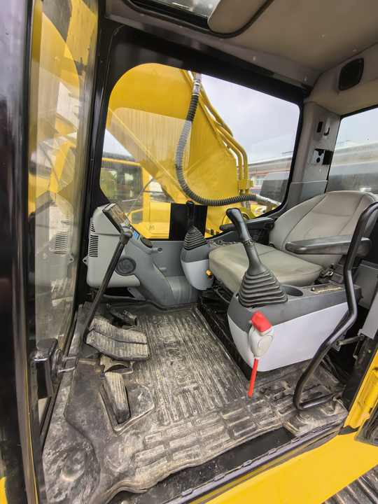 Crawler excavator Komatsu PC400-8: picture 6